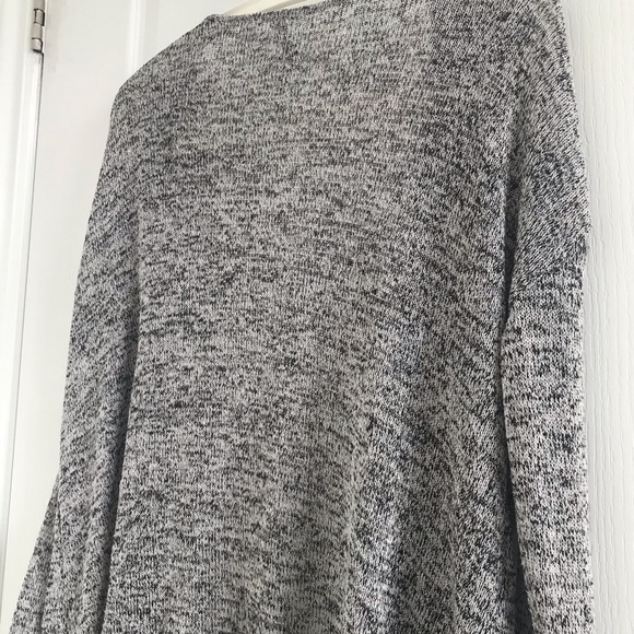 H&M Divided lightweight knitted cardigan size XS. - Picture 3 of 6